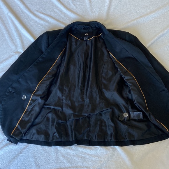 Black H&M blazer - Picture 5 of 5